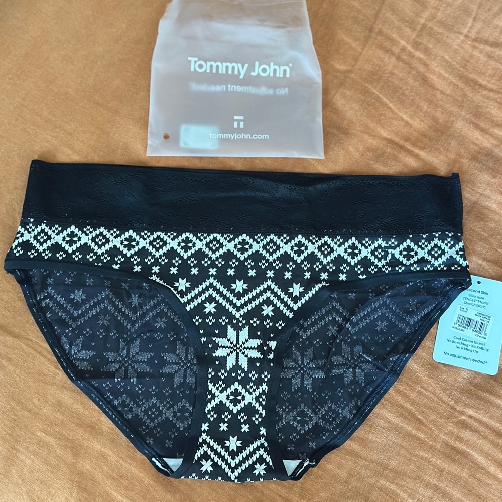 NWT Tommy John Second Skin Lace Waist Brief Black Patterned Bottoms - Size M